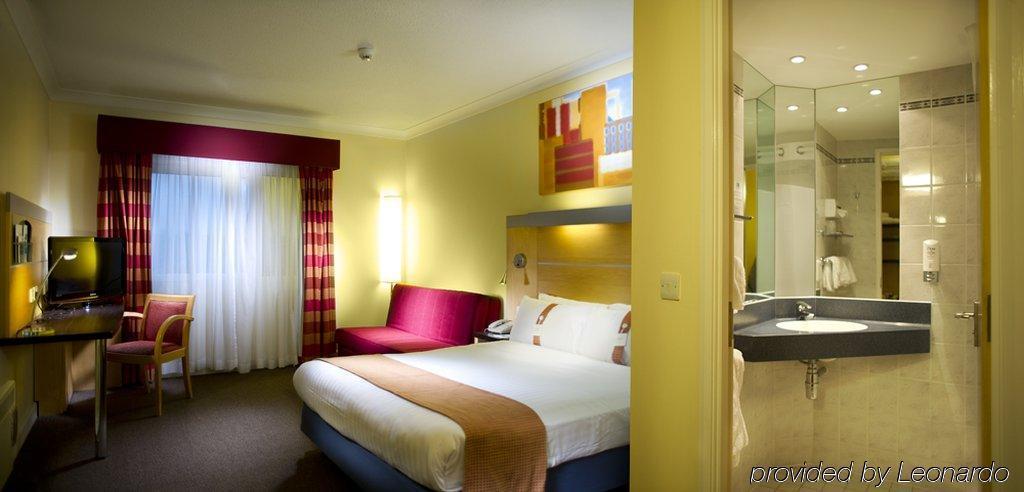Holiday Inn Express, Chester Racecourse By Ihg Экстерьер фото